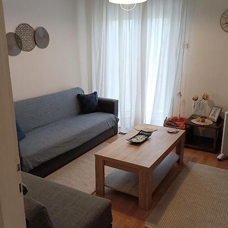 Apartment In The Center Near The Sea 카발라 외부 사진
