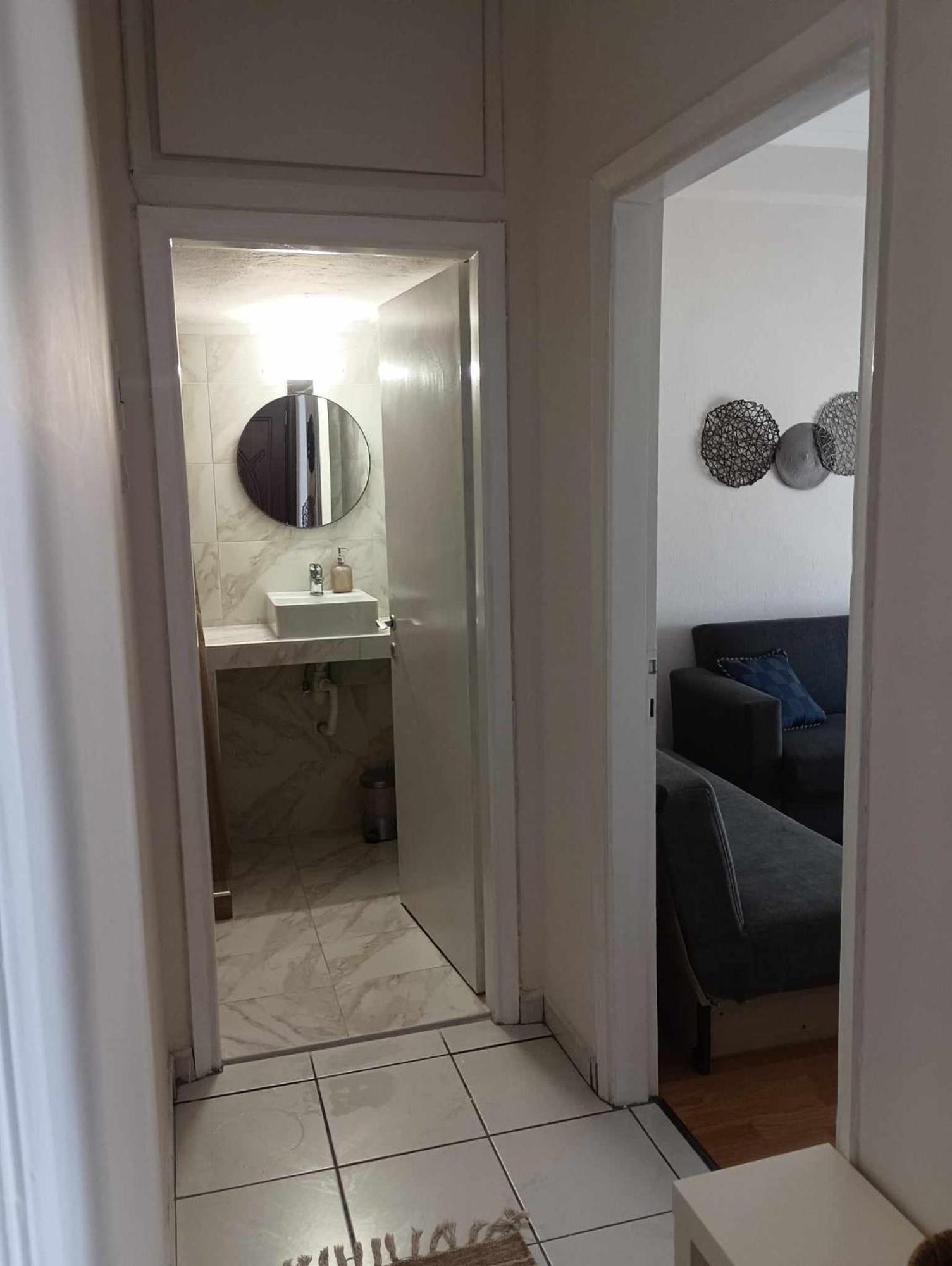 Apartment In The Center Near The Sea 카발라 외부 사진